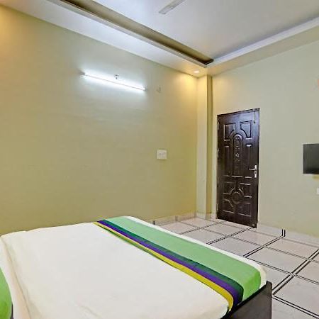 Expo View Residency Hotel Greater Noida Bagian luar foto