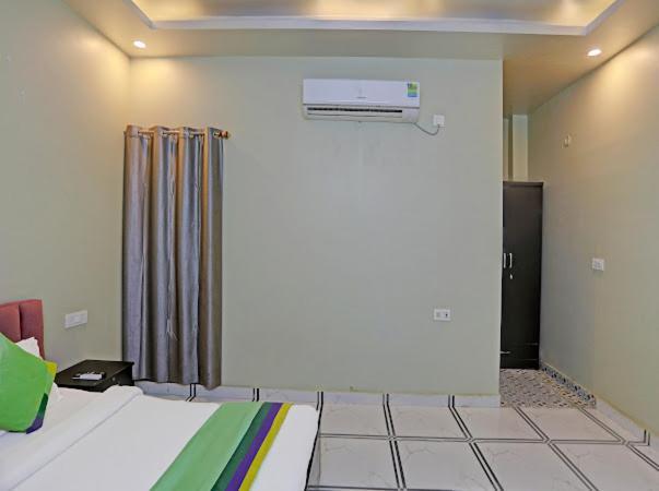 Expo View Residency Hotel Greater Noida Bagian luar foto