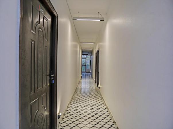 Expo View Residency Hotel Greater Noida Bagian luar foto