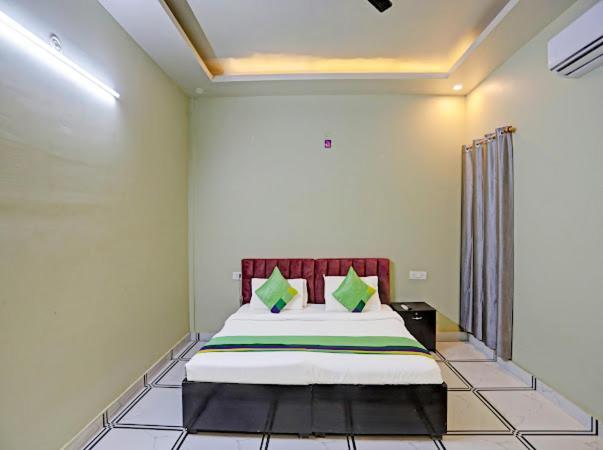 Expo View Residency Hotel Greater Noida Bagian luar foto